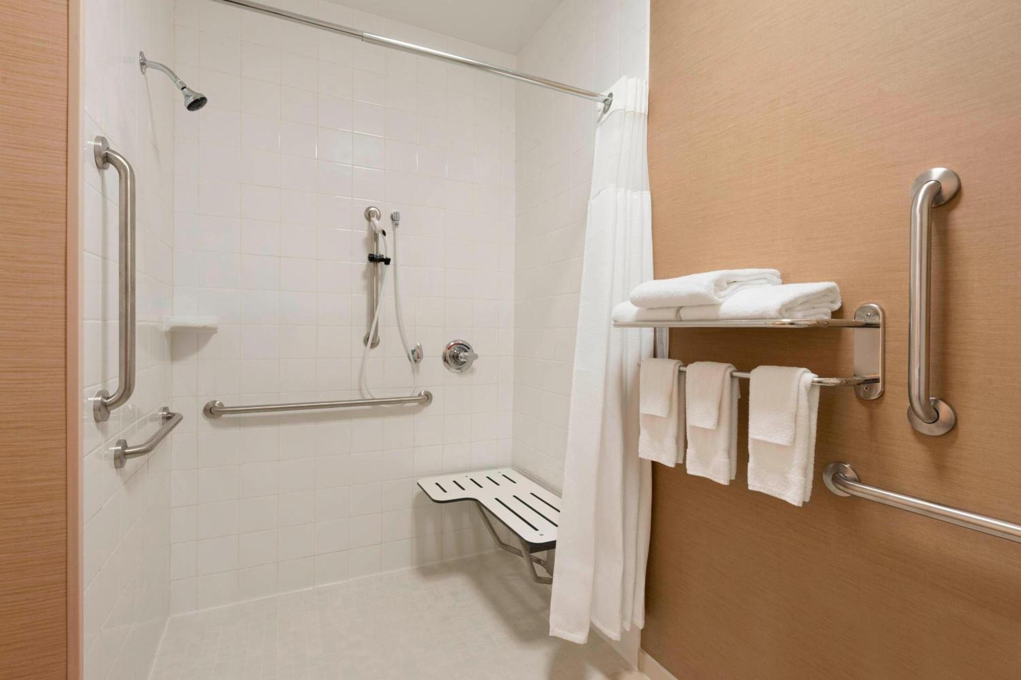 Fairfield Inn & Suites Hartford Manchester Dış mekan fotoğraf