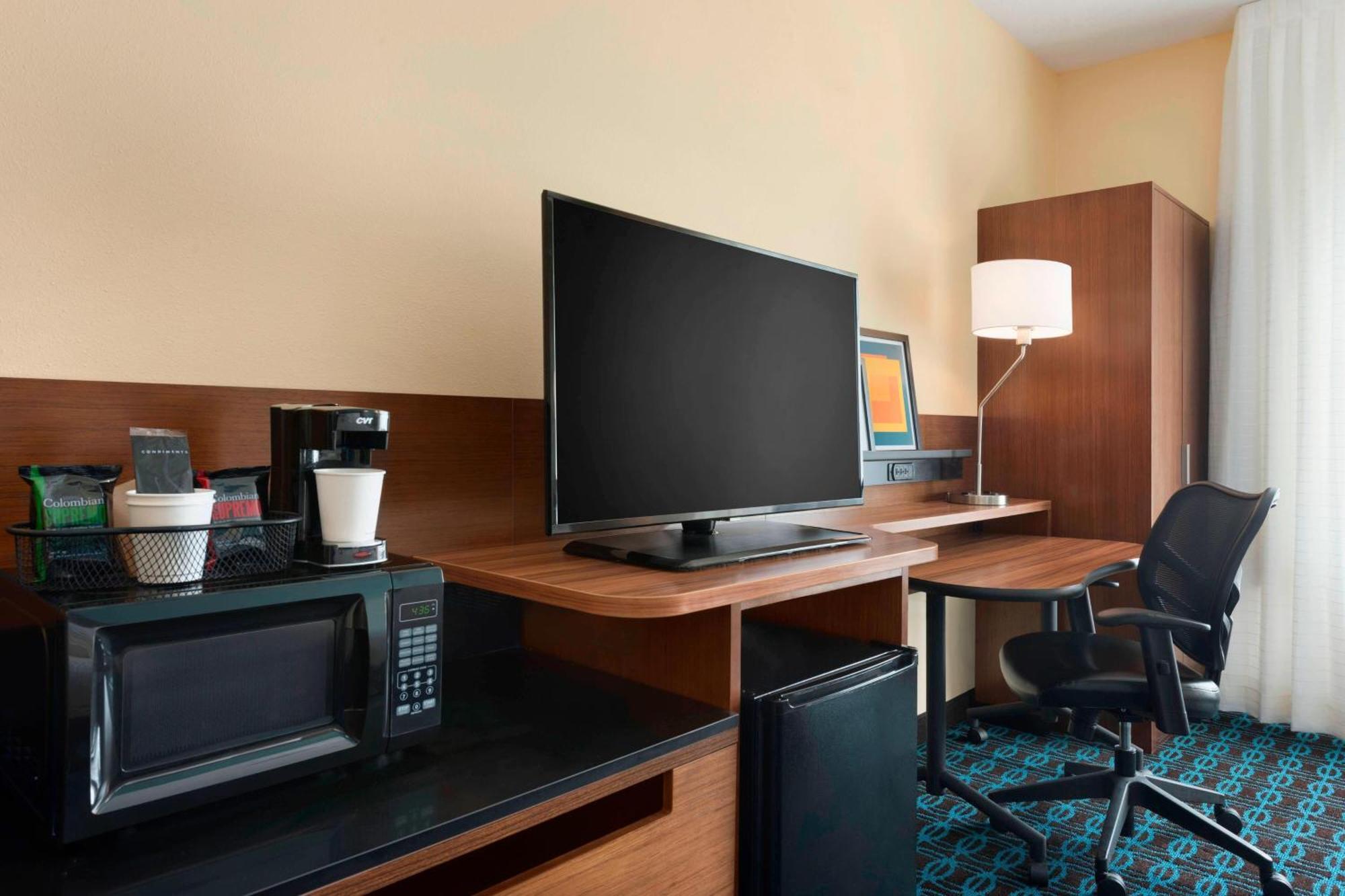 Fairfield Inn & Suites Hartford Manchester Dış mekan fotoğraf